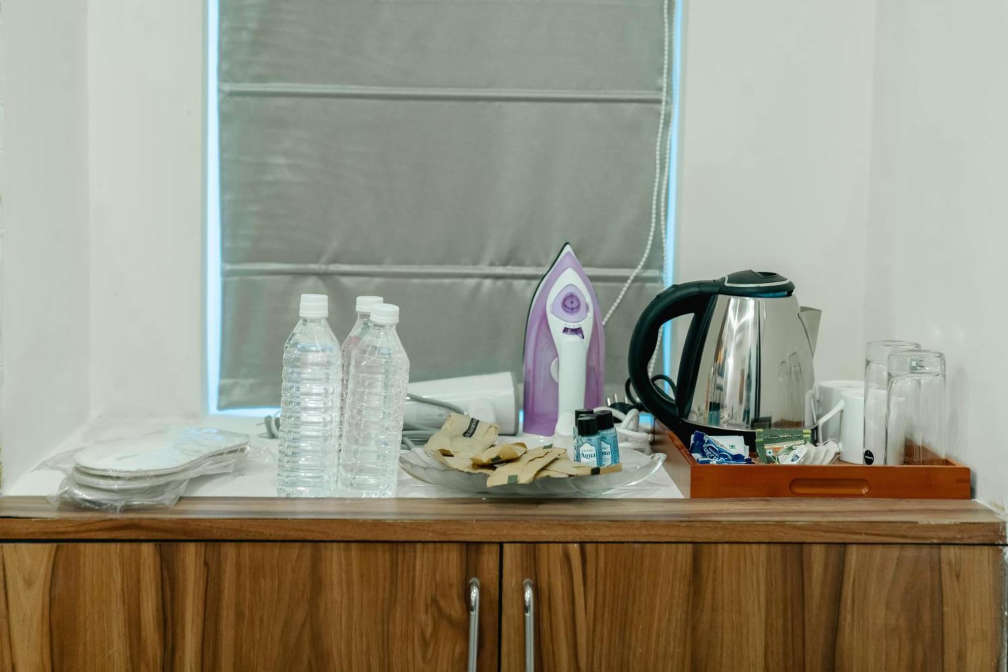 Hotel Euphoria Urban Sleep Hyderabad Bagian luar foto